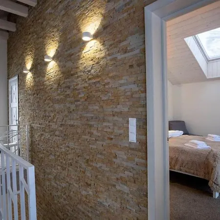 Σαλέ білий лев - White Lion Μπούκοβελ