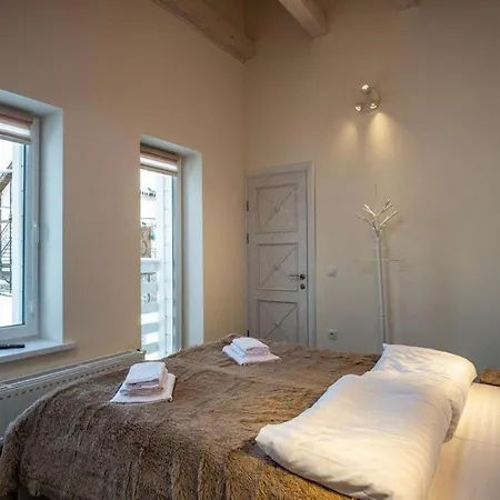 білий лев - White Lion *