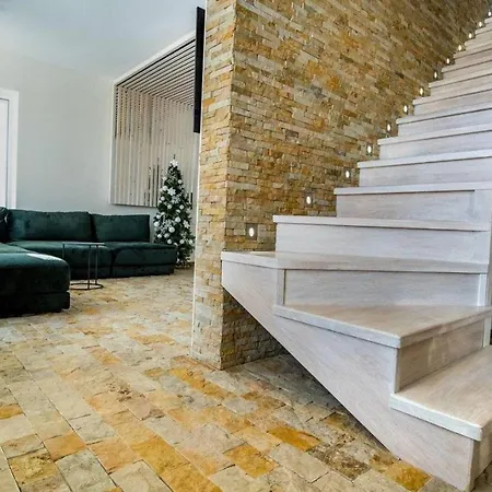 білий лев - White Lion *